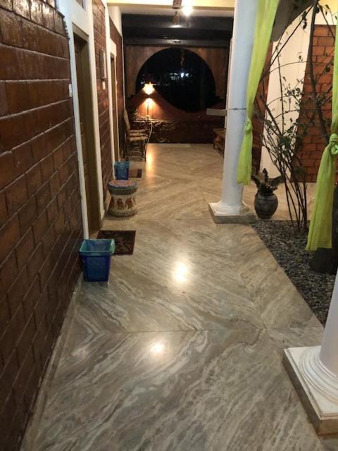 ורקלה Ashiyana Cliff And Beach Resort מראה חיצוני תמונה